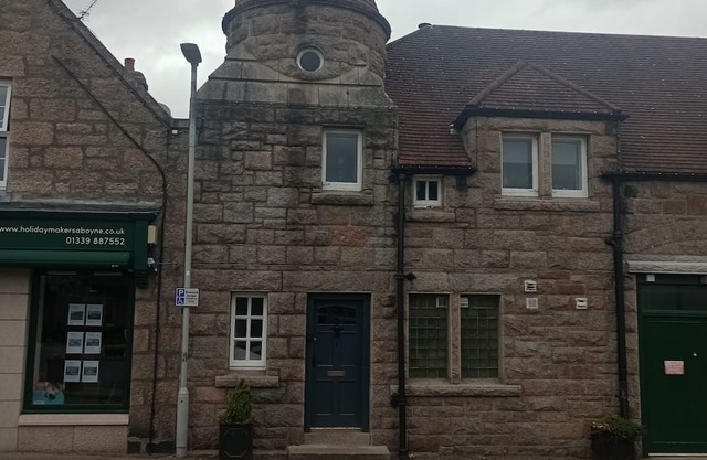 Historical Cottage Royal Deeside Aboyne Abdnshire