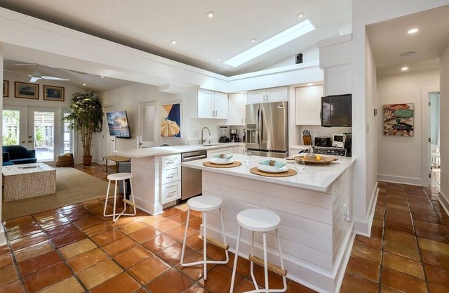 Banyan Rose: Relax in your backyard. All new appliances inside.