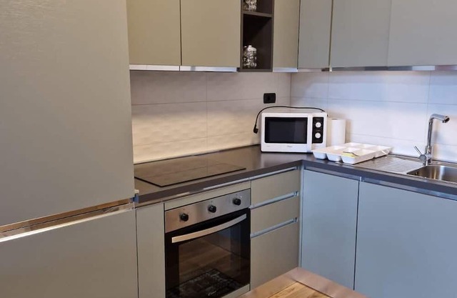 Sweet House of Rome - One Bedroom Apartment, Sleeps 4