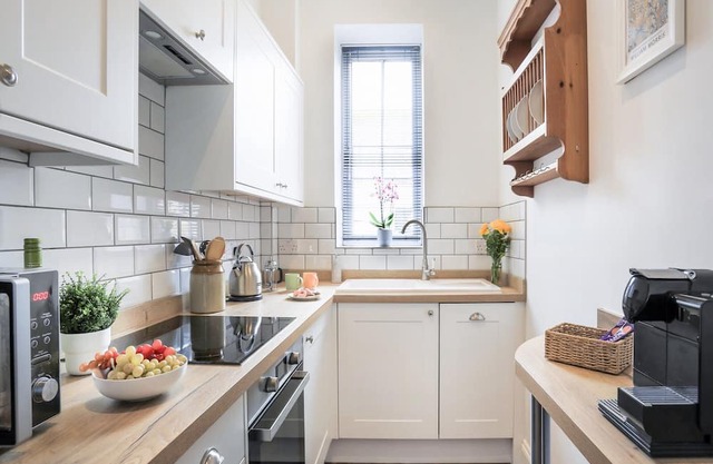 Escape to tranquillity at our charming two-bed annex in Stoke Abbott.