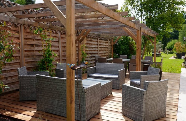 Holiday Home 'Gîte Le Bijou' with Shared Pool, Wi-Fi and Air Conditioning