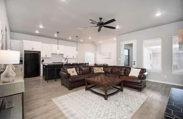 Modern Uptown - 4BR/2BA - New Construction