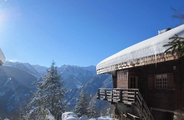 Véritable Chalet de Montagne Labellisé en Station de ski