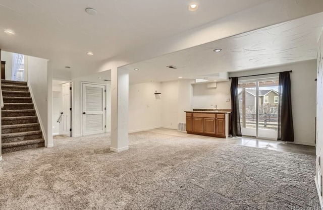 Huge basement 1 bedroom 1 bathroom with private small kitchen.Selft entry