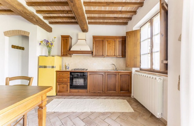 Beautiful apartment for 8 people with pool, WIFI, veranda, panoramic view and parking