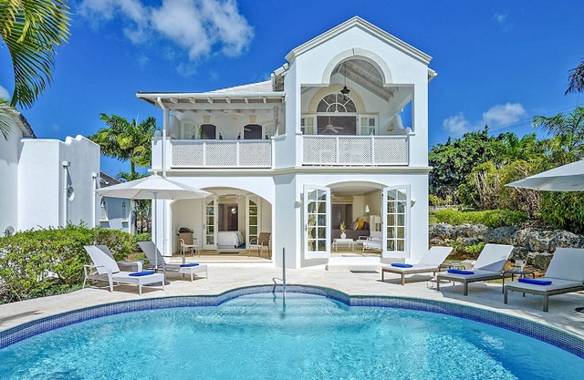 Villa Westmoreland - Three Bedroom Resort, Sleeps 6