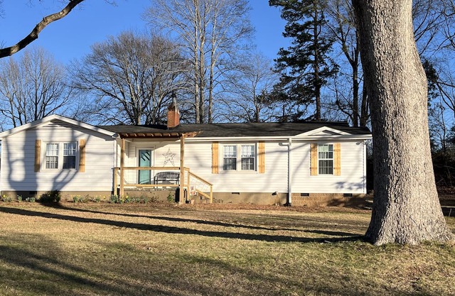 House in the country but close to town