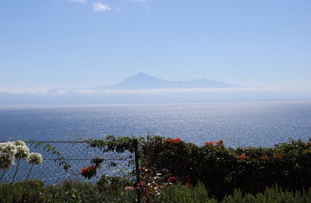 Holiday Home 'Casa La Bobadilla' with Sea View, Private Terrace and Wi-Fi