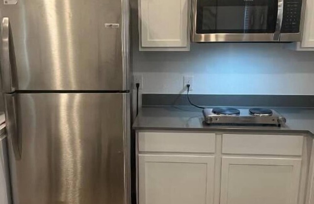 Beautiful comfortable one bed room home.