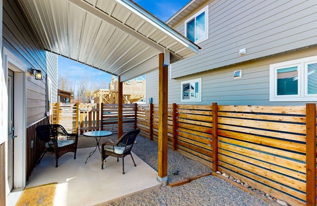 Dog-friendly home with full kitchen, patio, & washer/dryer - near hiking trails