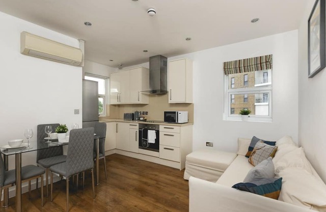Ladbroke Grove 2 Bed
