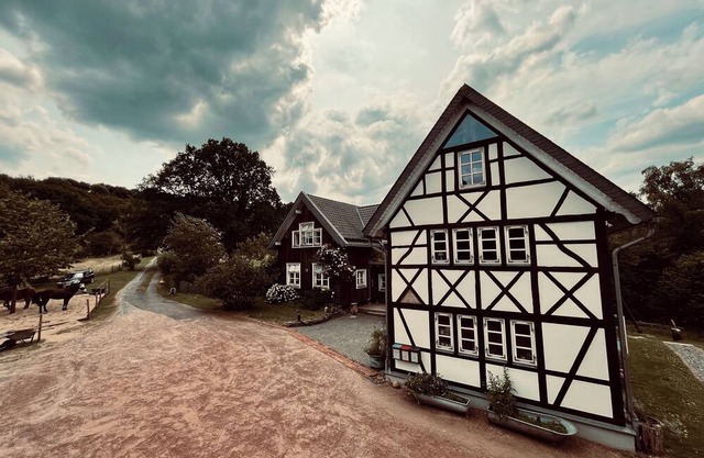 Historisches Fachwerkhaus am Waldesrand