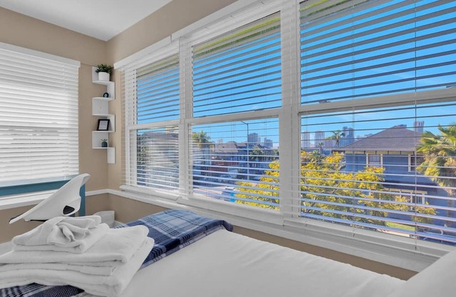 New! CoLiVilla 12 BD - Sleeps up to 21 Guests!