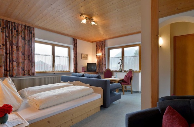 Doppelzimmer mit Zusatzbett - Pension Gieringer
