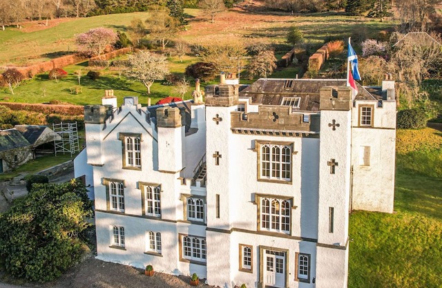 7 bedroom accommodation in Aberfeldy