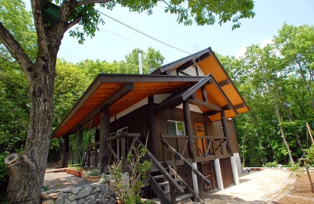White walled log cottage 10 people Swing ope / Maniwa City Okayama