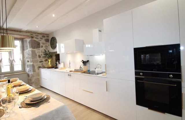 Gite Thiézac, 4 bedrooms, 9 persons