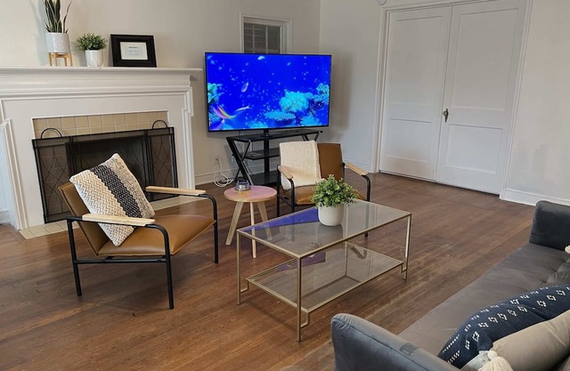 City+Beach 3BR House w/ Laundry & Office