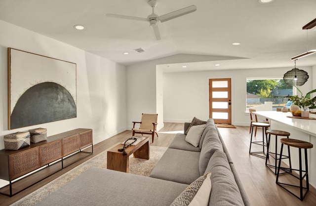 Gorgeous and Peaceful Brand New Remodeled Home near Domain and Q2 Soccer Stadium