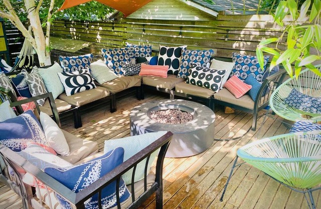Stylish and very spacious one bedroom apartment in Seattle Ballard neighborhood