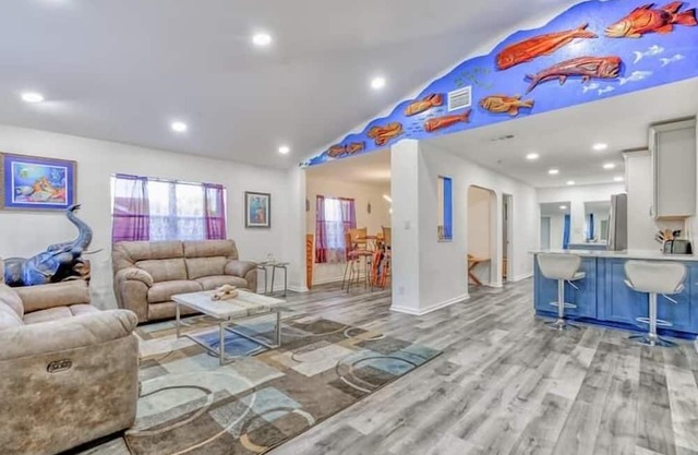4 Bedroom 797089 by Houzlet