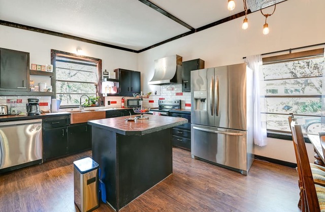 Peaceful Flower Mound Home w/ Patio on 4 Acres!