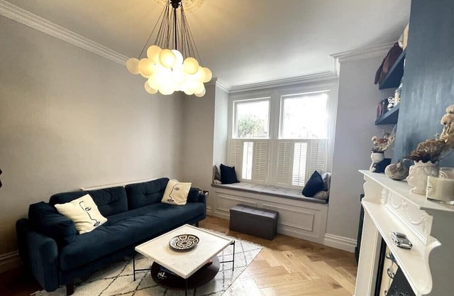 Modern & Stylish 1BD Flat w/ Garden, Wandsworth!