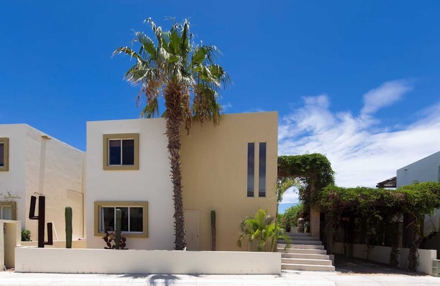 HGTV Beautiful Villa for Rent