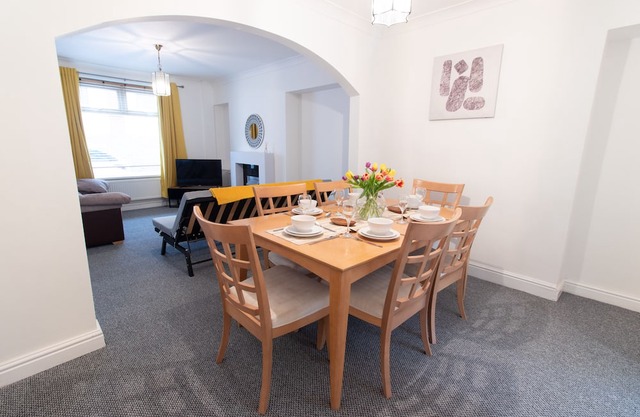 Thorne House - 2 Bedroom Apartment