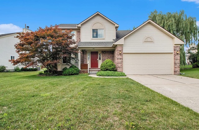 Elegant Residence 3 Miles from UM Stadium