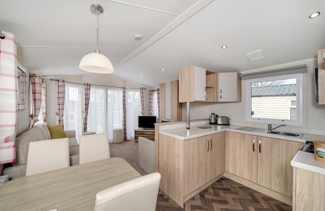 Ultra modern caravan with one master double with en suite W.