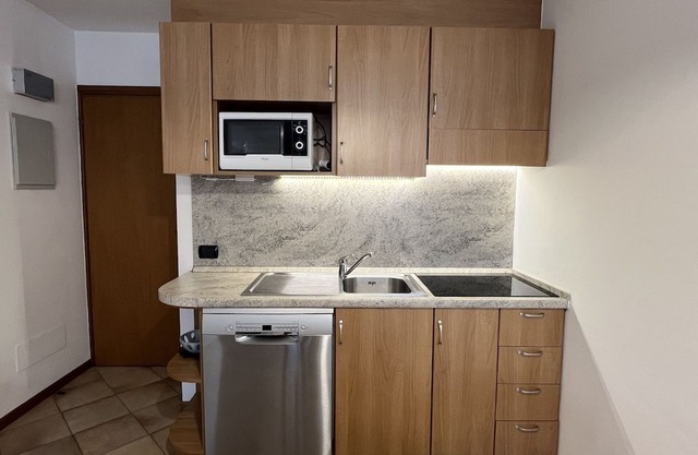 Lovely apartment for 6 guests with WIFI and TV