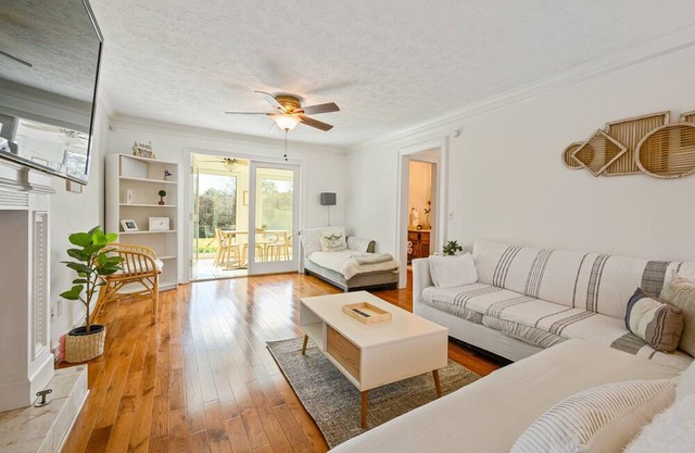 1223 Settlebench Ln NW Kennesaw