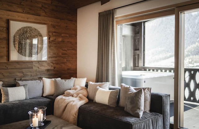 Apartment 'Terre71 Penthouse Attico Incanto' with Mountain View, Private Terrace and Wi-Fi
