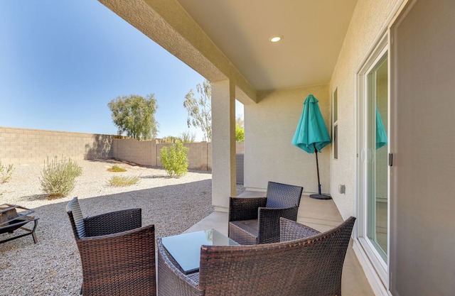 Suburban Family Home 7 Mi to Poston Butte Preserve