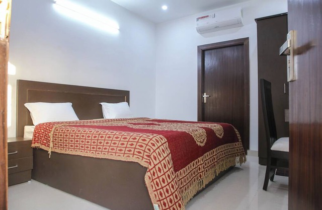 Aradhana's Home Stay Deluxe Room