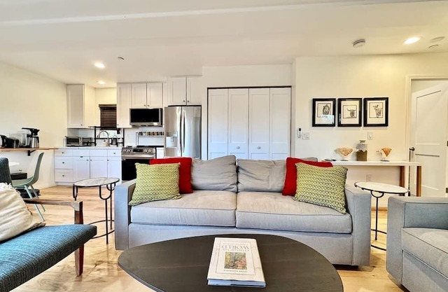 Unique Container Home 20 Acres Modern Stay