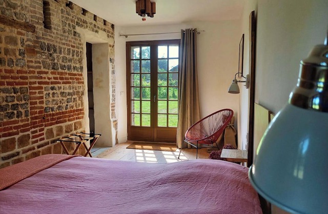 First floor room at "Maison Silleron" Breakfast included. 5*