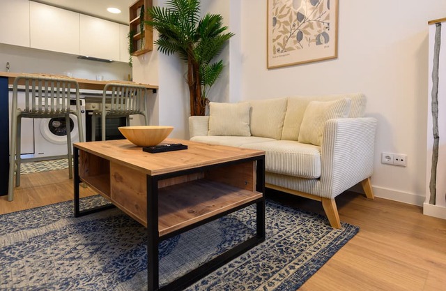 Modern studio apartment with private terrace and excellent communal areas
