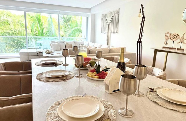 Bolongo 3BR your exclusive oceanfront escape