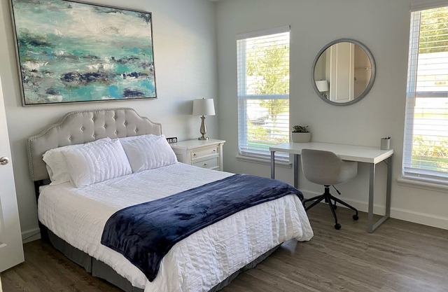 Cozy, Private, Modern 1BD/1BA Apt in College Park Home. Pet Friendly!