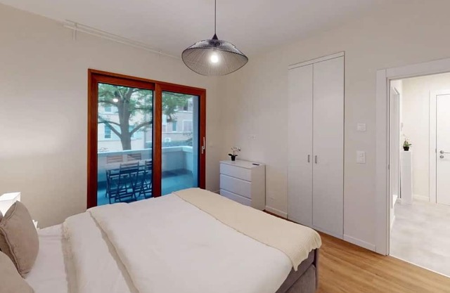 Family-Friendly 2BR - in the Heart of Oerlikon