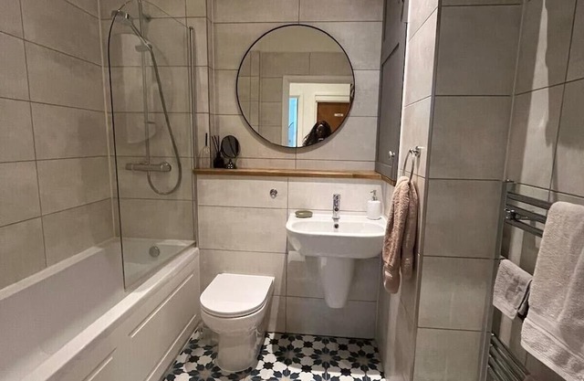Shortlet Express, Barking Apartment