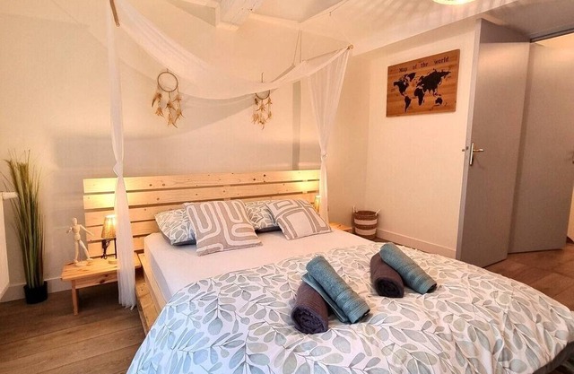 Magnificent Bali Bohemian Triplex at the foot of the Château in Sedan, ideal for 2 couples