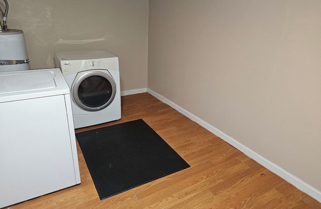 Wonderful 2-bedroom house in Everett