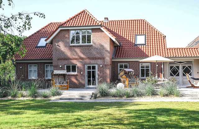 Bi de Bark – Enjoy Stylish Living in a Holiday Home with Sauna and Terrace