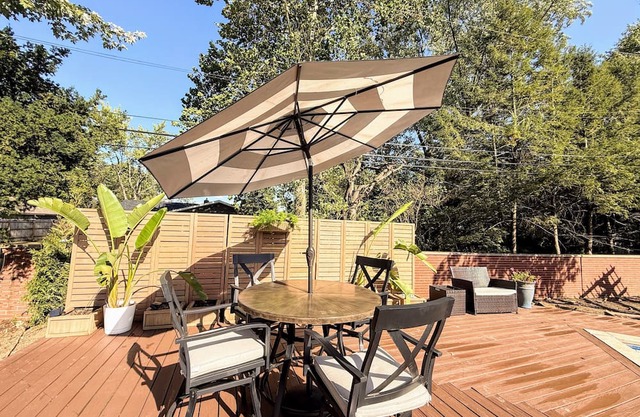 Gahanna Luxury family/group retreat 5BR: 2K 2Q 1DB 3BA. Beautiful and spacious!