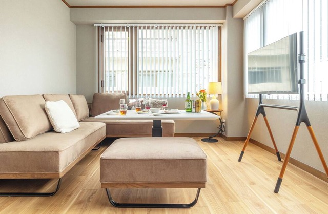 Spacious Tokyo Getaway – 8BR/3BA Home w/Parking by Asakusa & Skytree