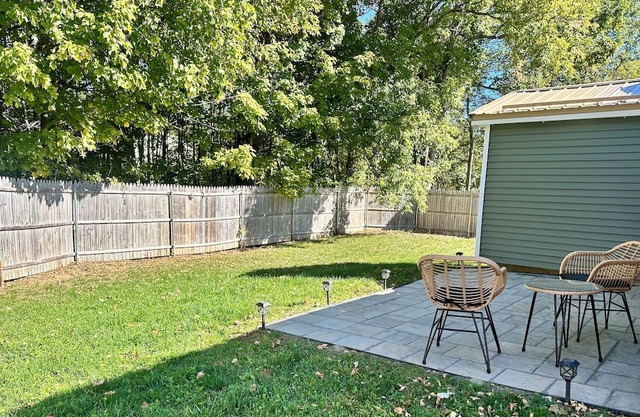 Charming In-Town New Build – Stylish, Comfortable, Convenient