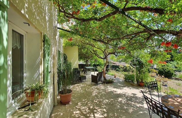 Lauraguel: the Occitan Jewel